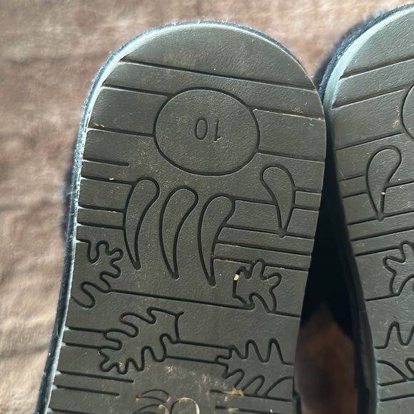 BEAR PAW Ashleigh Black Suede Slip on Boot Sz 10 - Picture 10 of 14